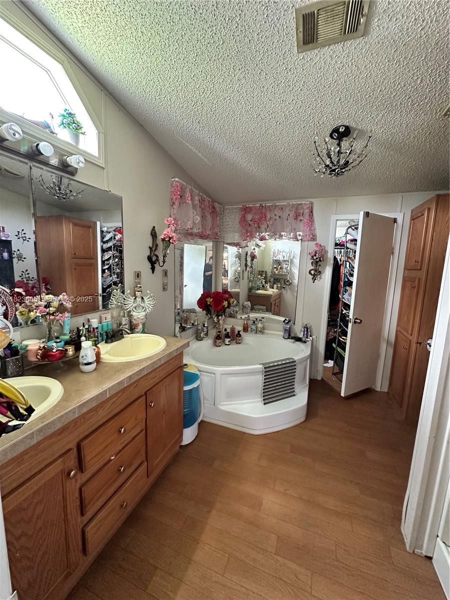 618 Hunting Club Road Clewiston, FL 33440 - Photo 13 of 48 Photo 13