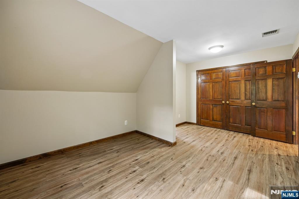 147 Kinnelon Road, Unit REDCARRIAGE Butler, NJ 07405 - Photo 11 of 20 Gallery Image 11