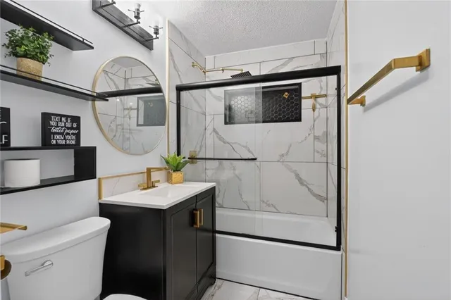 $255,000 | 2429 Volpe Drive, Chalmette, LA 70043