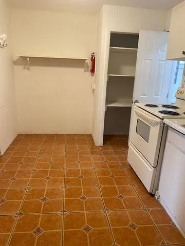 $950 | 1045 East Lake Parker Drive, Unit 1045, Lakeland, FL 33801