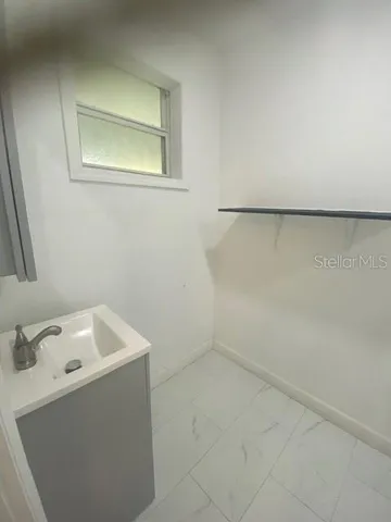 $950 | 1045 East Lake Parker Drive, Unit 1045, Lakeland, FL 33801