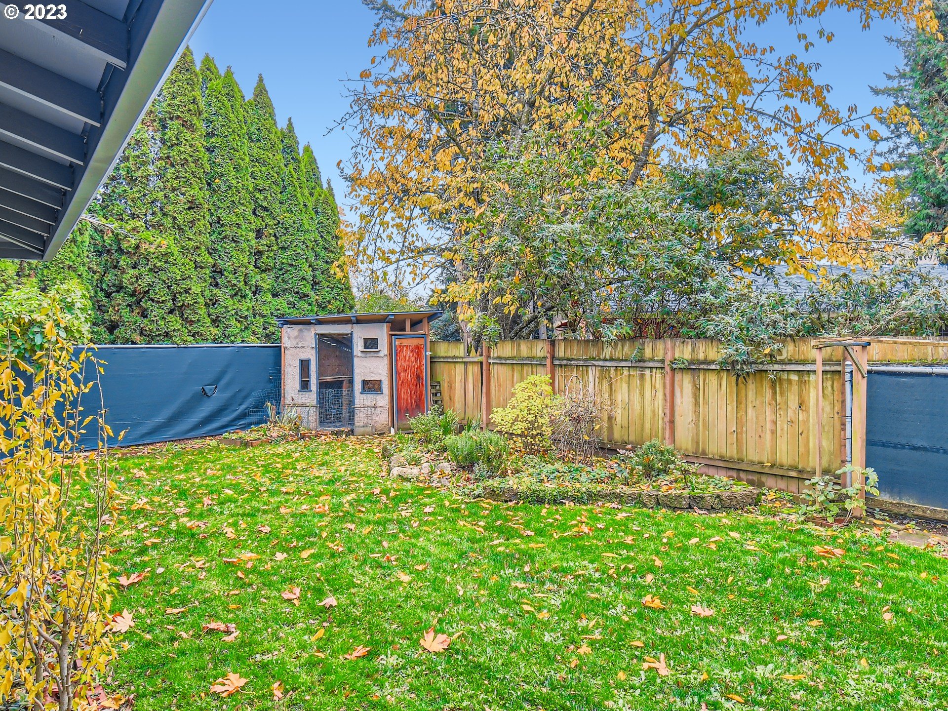 885 Southeast Lambert Circle Gresham, OR 97080 - Photo 43 of 45 a garden view