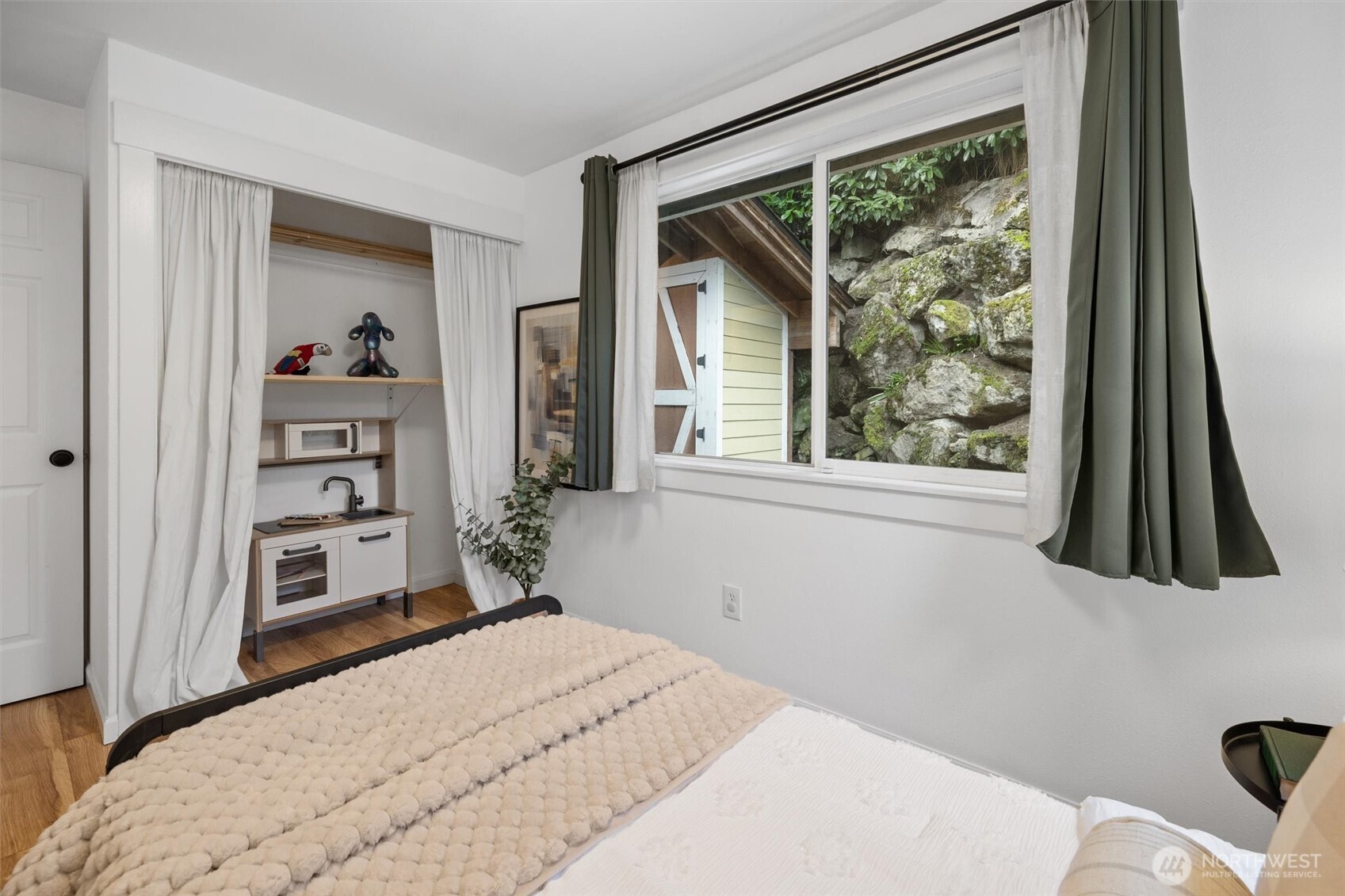 3912 South Findlay Street Seattle, WA 98118 - Photo 20 of 36