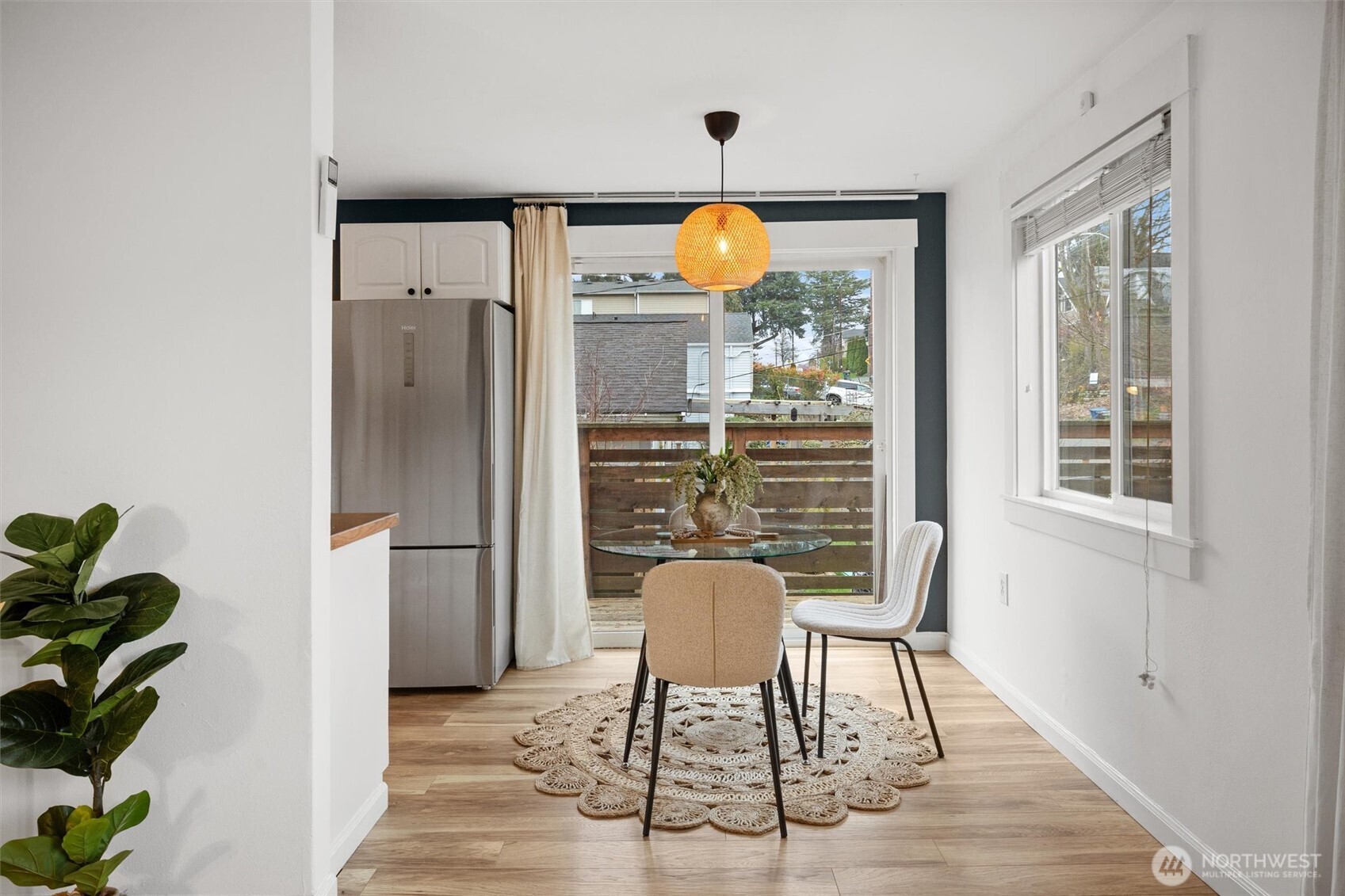 3912 South Findlay Street Seattle, WA 98118 - Photo 10 of 36