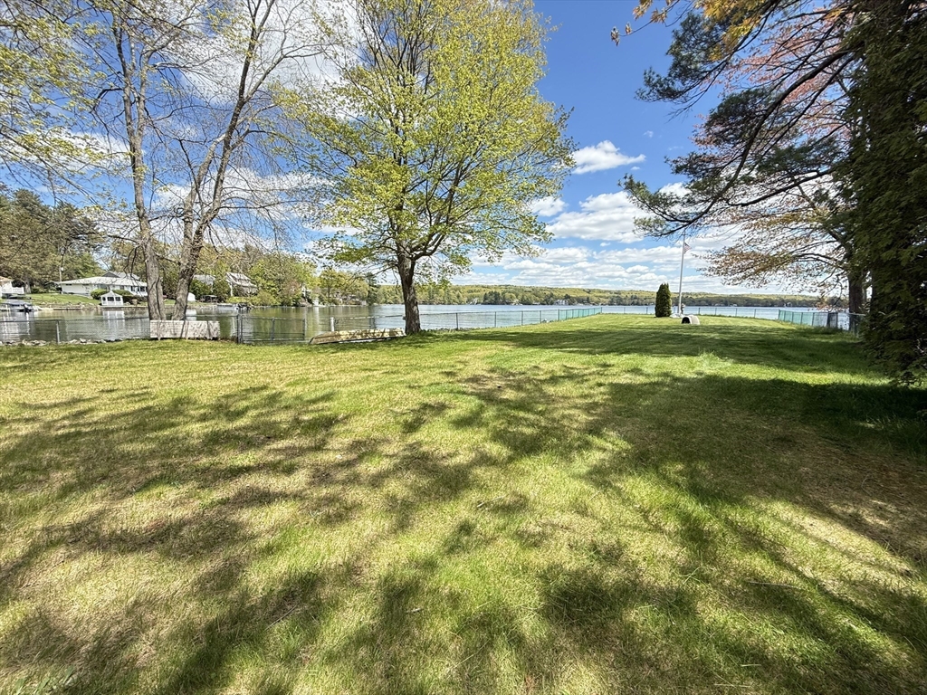 20 Indian Point Road Webster, MA 01570 - Photo 30 of 42