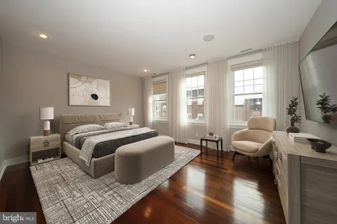 $1,785,000 | 617 Pine Street, Philadelphia, PA 19106