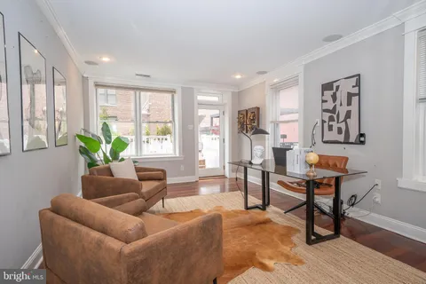 $1,785,000 | 617 Pine Street, Philadelphia, PA 19106