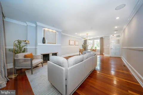 $1,785,000 | 617 Pine Street, Philadelphia, PA 19106