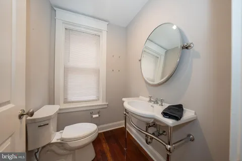 $1,785,000 | 617 Pine Street, Philadelphia, PA 19106