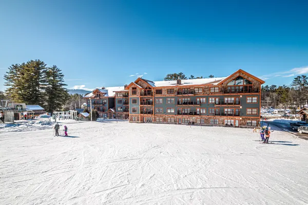 $995,000 | 235 Skimobile Road, Unit 2201, Conway, NH 03860