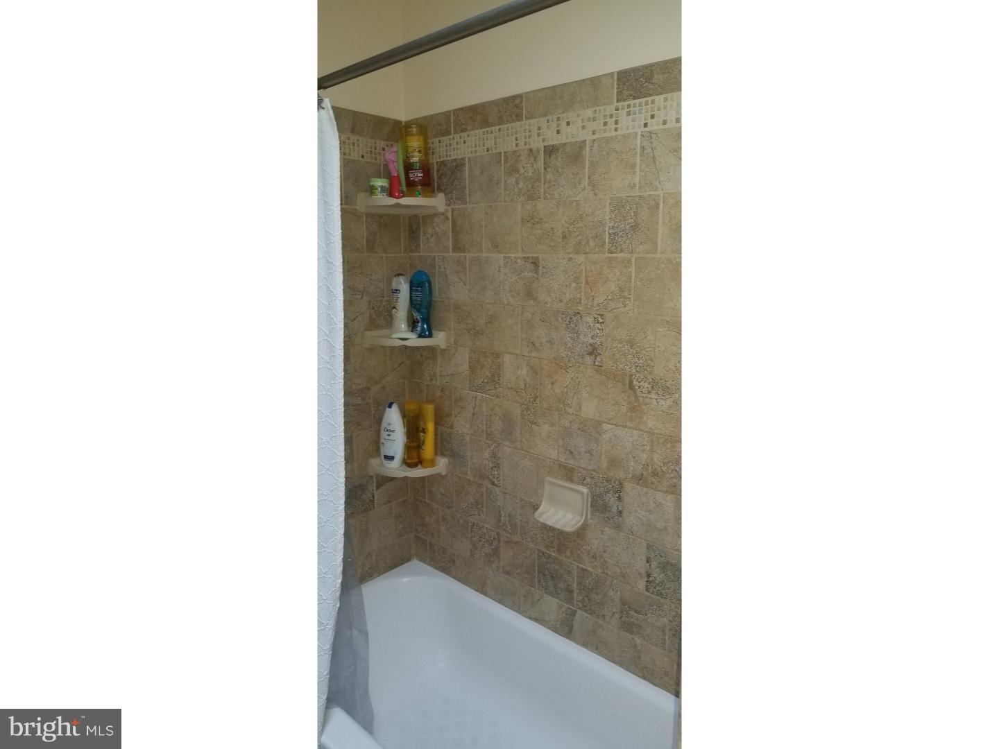 5437 Rutland Street Philadelphia, PA 19124 - Photo 21 of 25 Bathroom