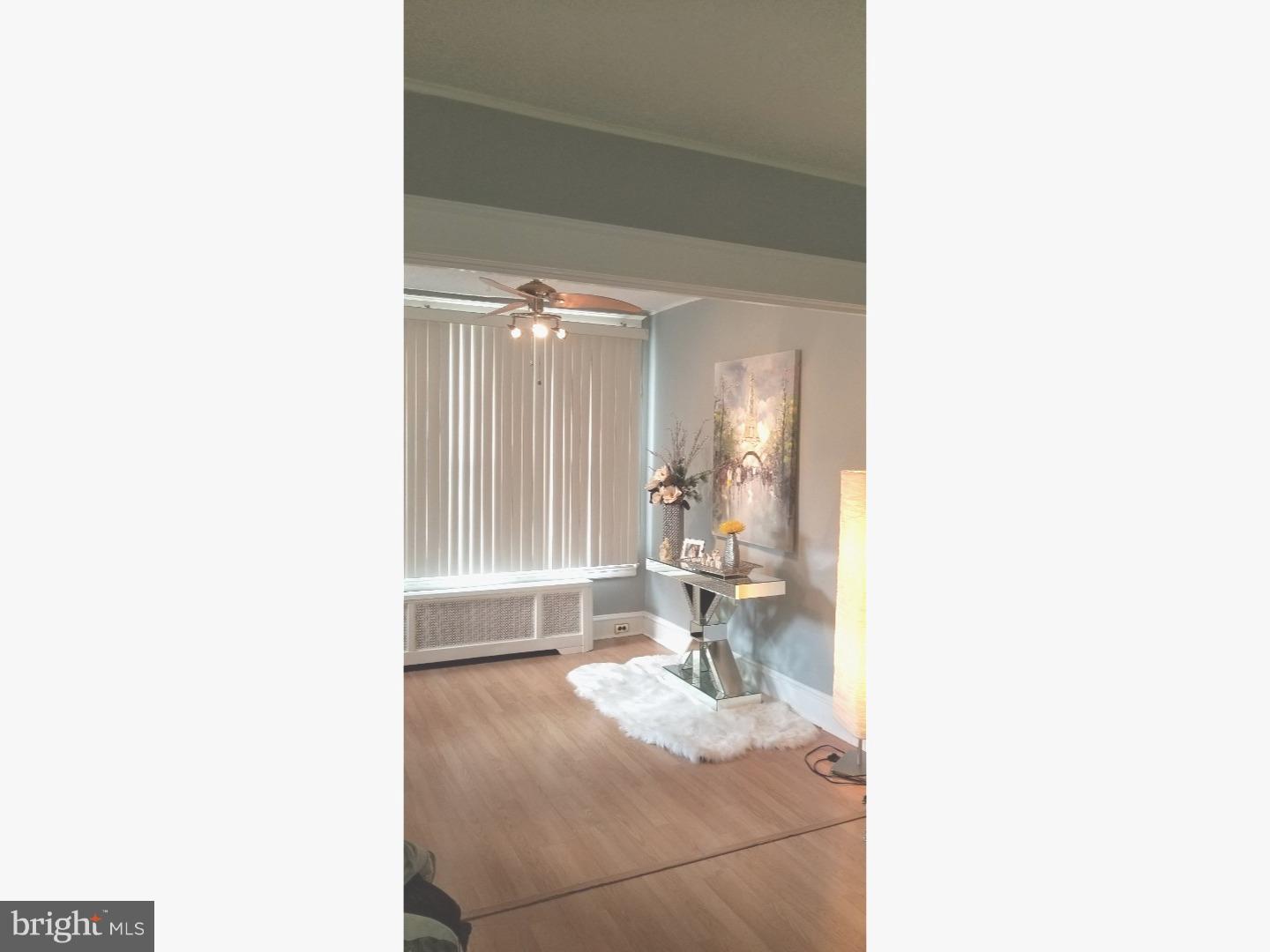 5437 Rutland Street Philadelphia, PA 19124 - Photo 7 of 25 Sun Room