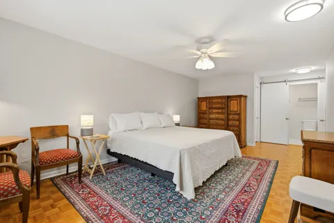 $550,000 | 1333 Maple Avenue, Unit 2E, Evanston, IL 60201