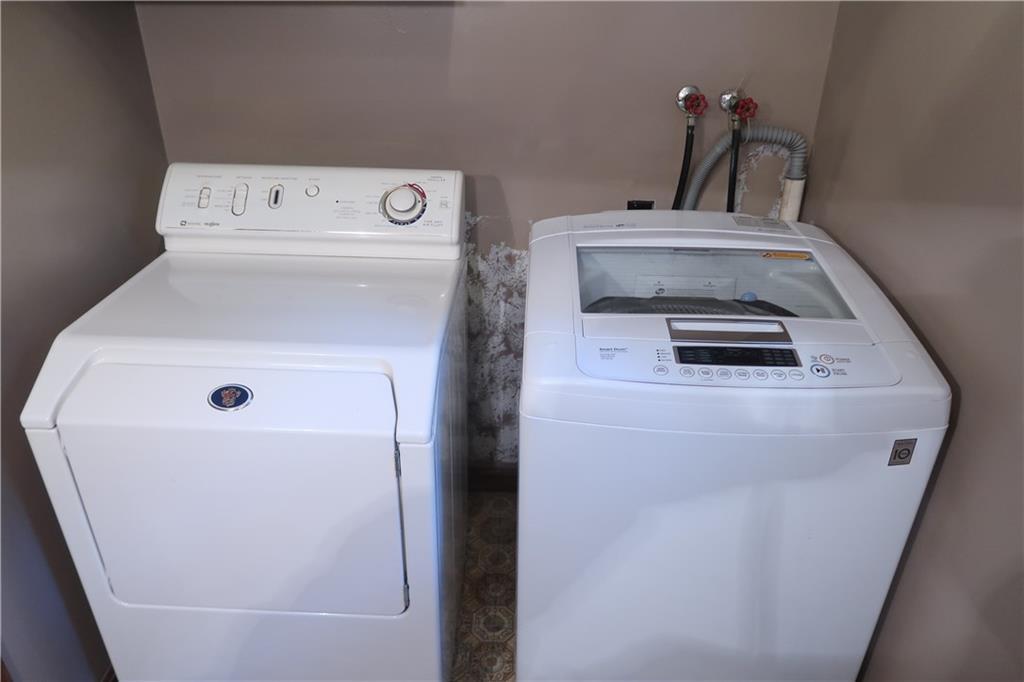 88 Dinsmore Road Sidney, ME 04330 - Photo 10 of 13 Photo