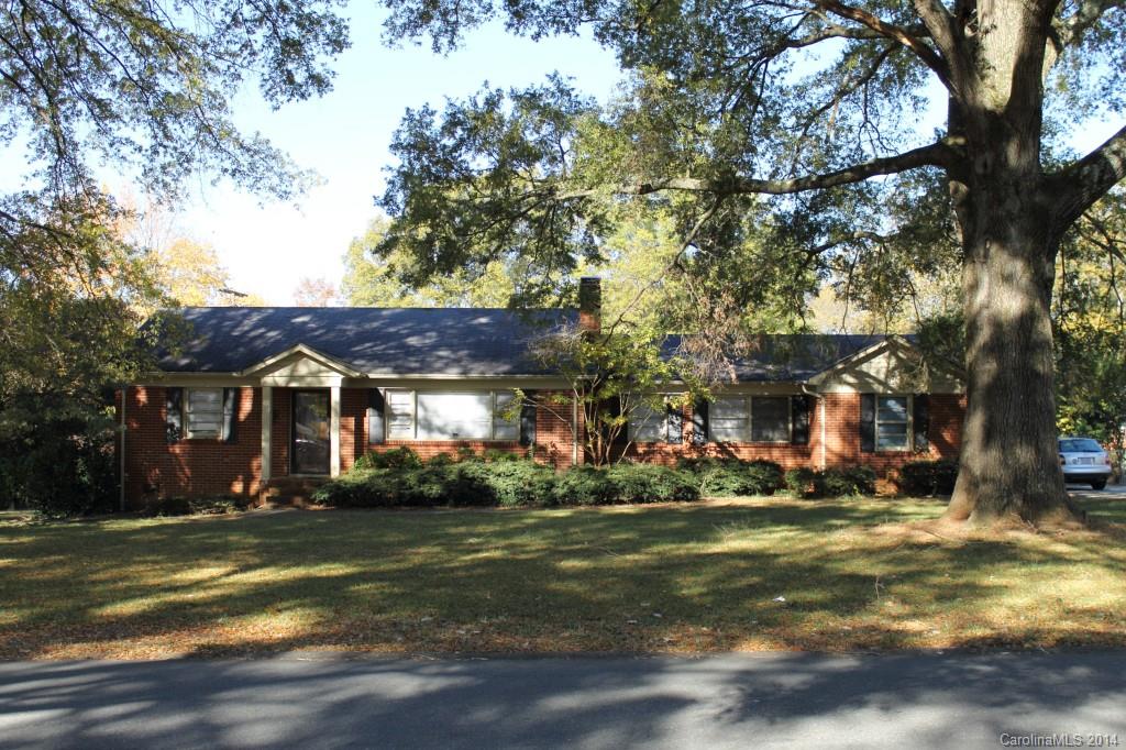 5001 Allen Road East, Unit 4 Charlotte, NC 28269 - Photo 1 of 13 Gallery Image 1