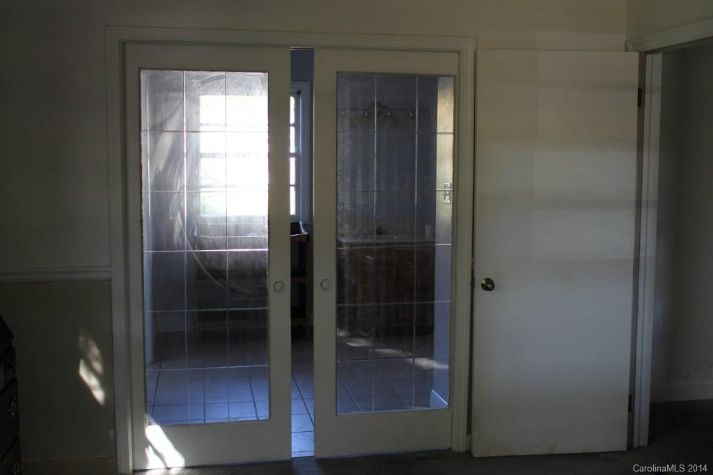 5001 Allen Road East, Unit 4 Charlotte, NC 28269 - Photo 8 of 13 Gallery Image 8