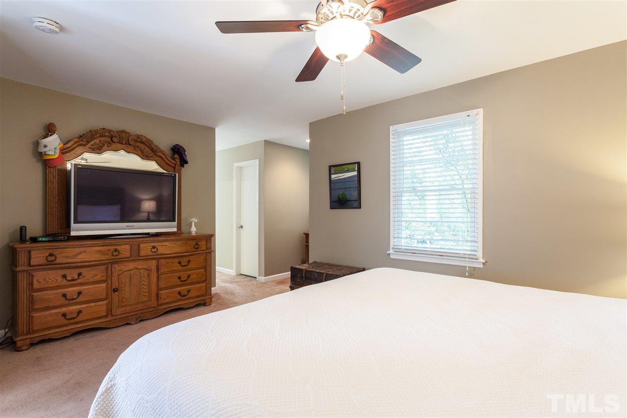 236 Singleton Street Raleigh, NC 27606 - Photo 16 of 25 Gallery Image 16