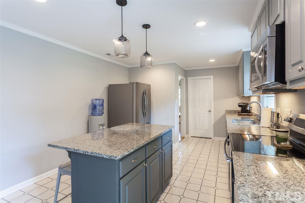 236 Singleton Street Raleigh, NC 27606 - Photo 10 of 25 Gallery Image 10