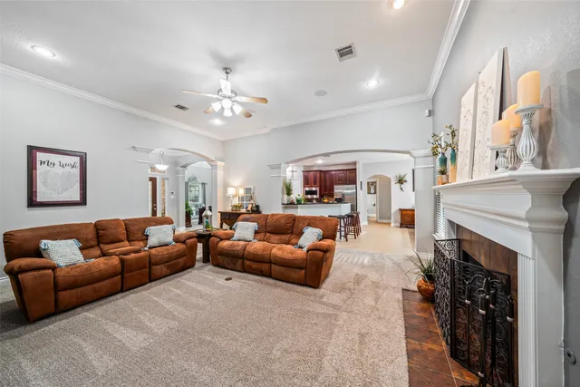 $825,000 | 25467 Brooks Road, Waller, TX 77484