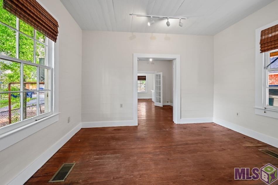 5557 Government Street Baton Rouge, LA 70806 - Photo 6 of 14