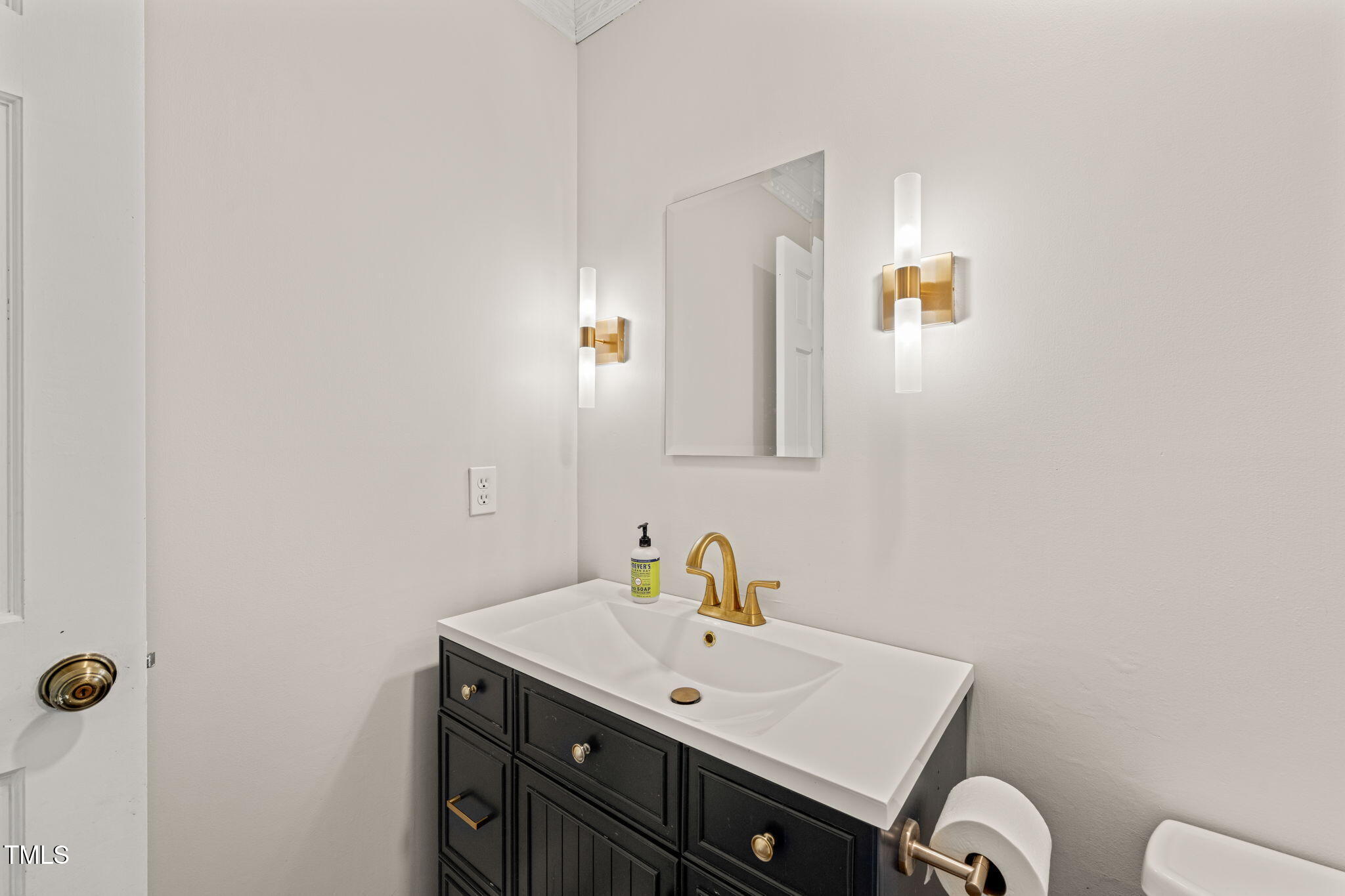 8309 Mourning Dove Road Raleigh, NC 27615 - Photo 14 of 49 Powder room