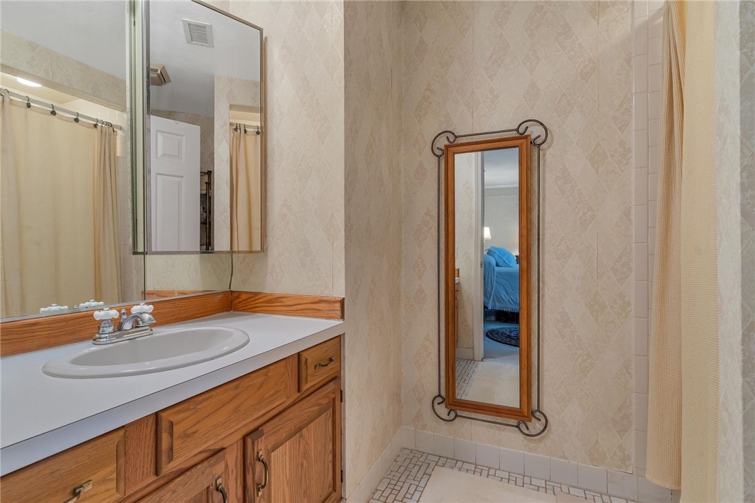 18 Caddy Rock Road, Unit D North Kingstown, RI 02852 - Photo 24 of 35
