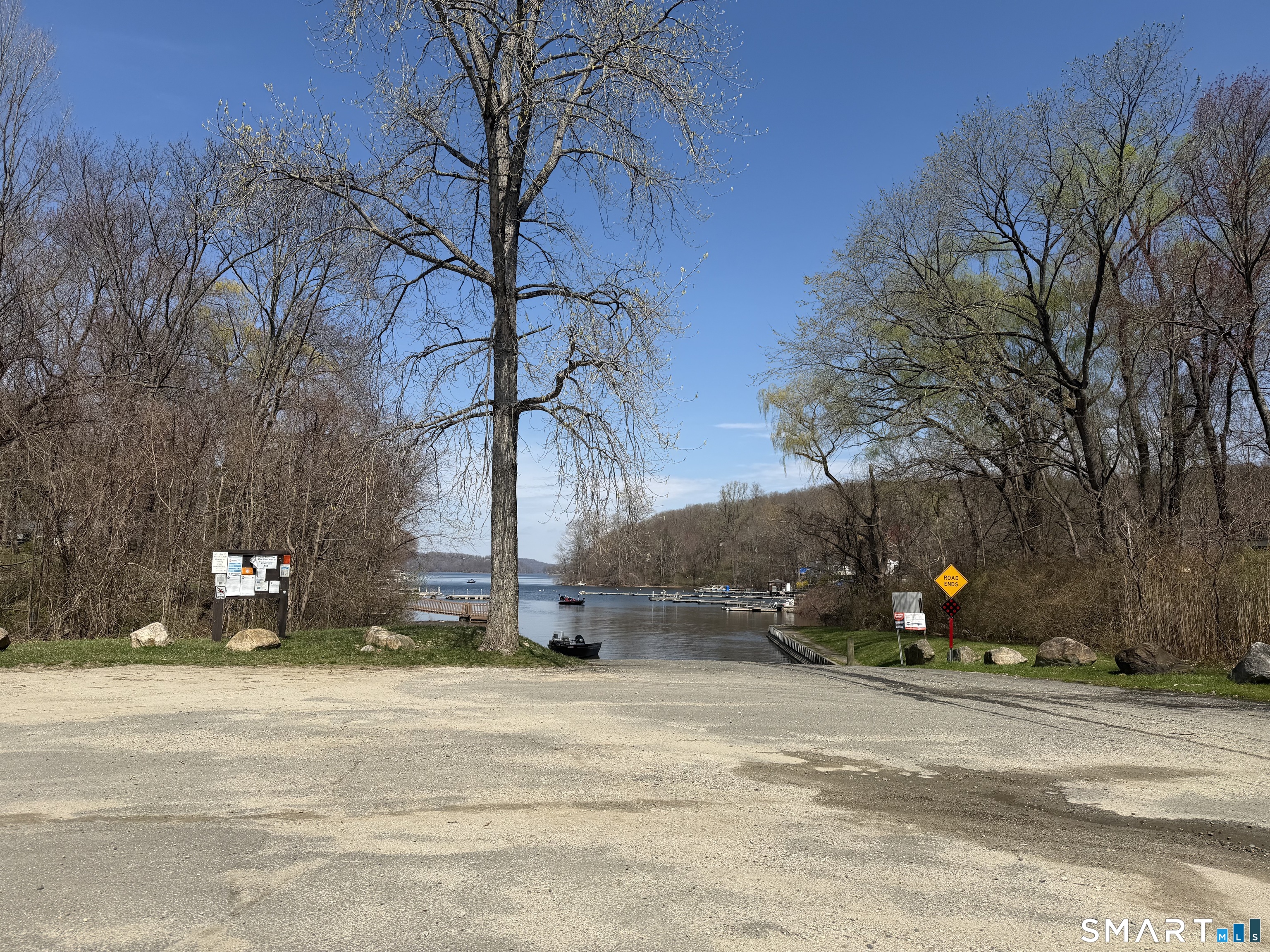 156 Stadley Rough Road Danbury, CT 06811 - Photo 31 of 32