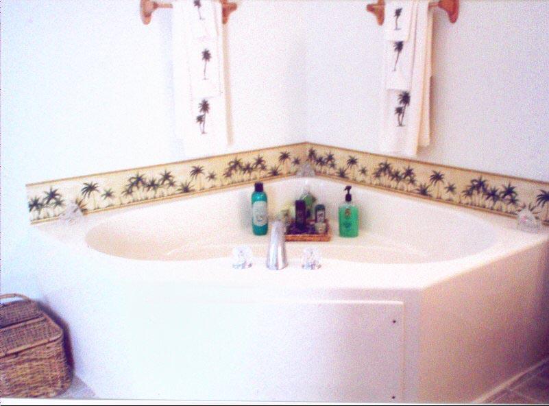 679 Hampstead Road Bushkill, PA 18324 - Photo 2 of 10 a close up of a sink
