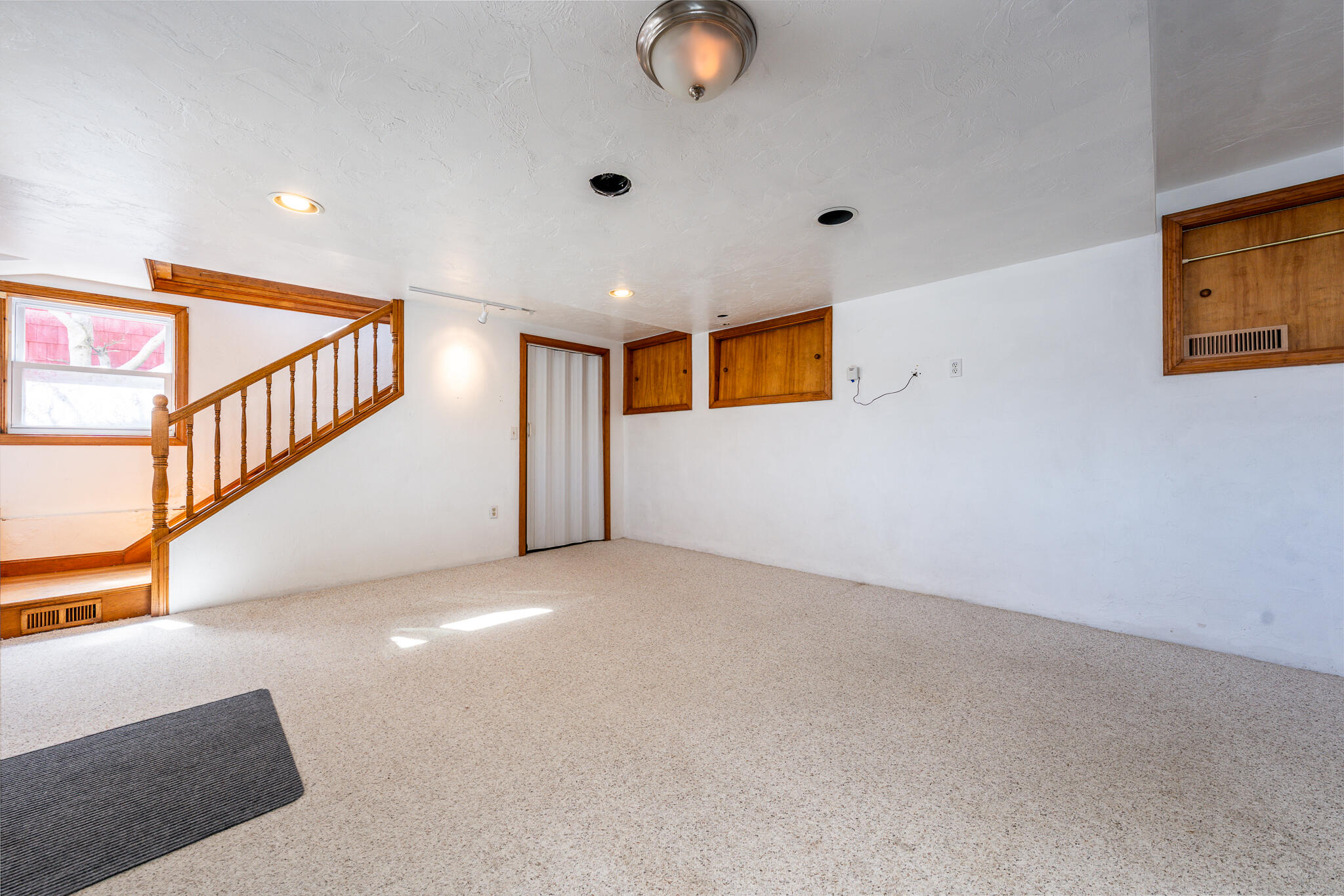 25 Nautical Way, Unit 25E Buzzards Bay, MA 02532 - Photo 14 of 27 familyroom3