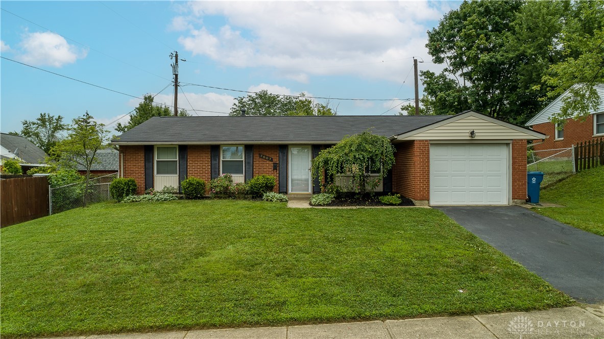 7607 Rothfield Drive Huber Heights, OH 45424 - Photo 4 of 28 Gallery Image 4
