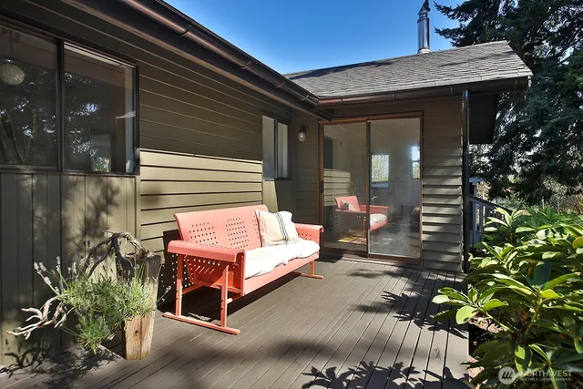 a outdoor space with plants