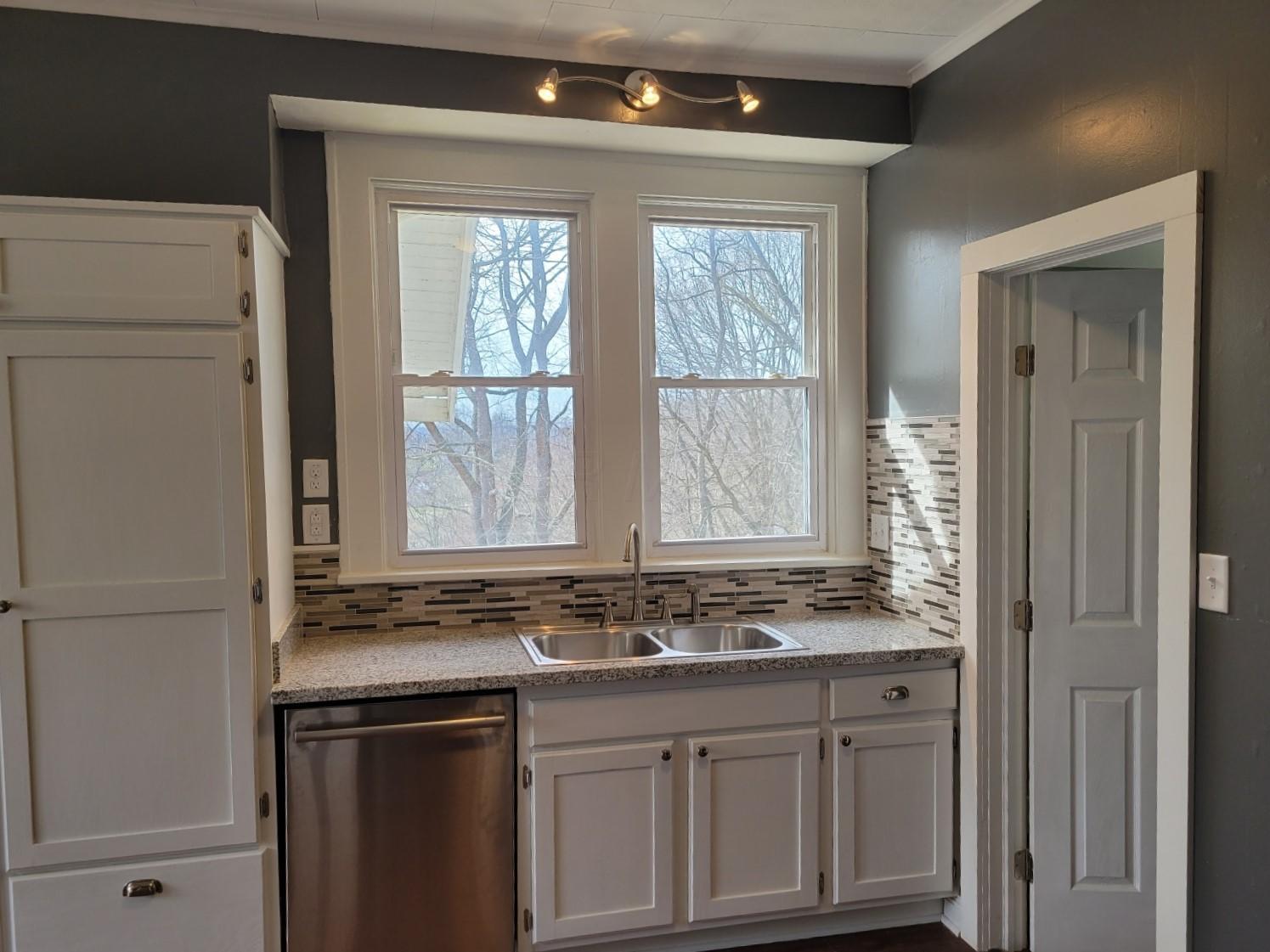 1733 Baltimore Road Northwest Lancaster, OH 43130 - Photo 14 of 63 Gallery Image 14