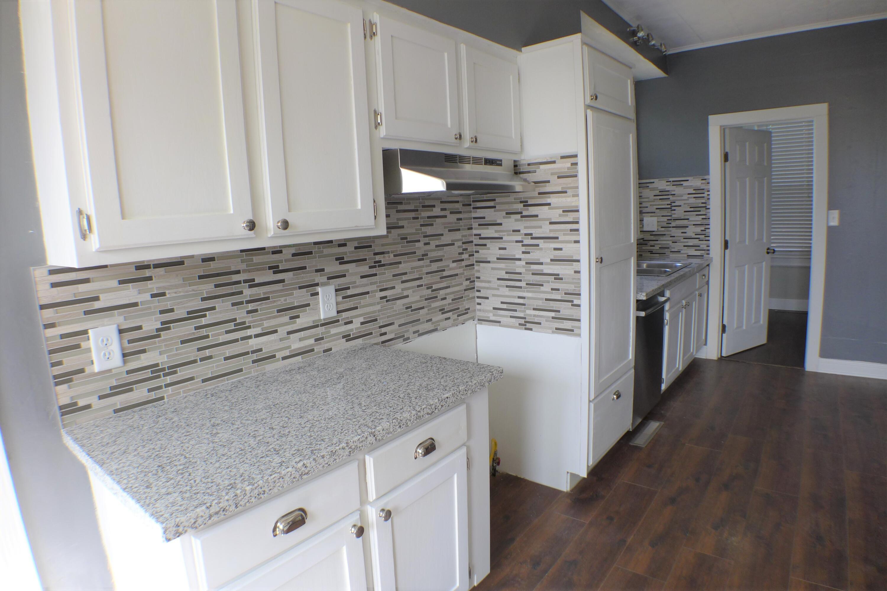 1733 Baltimore Road Northwest Lancaster, OH 43130 - Photo 15 of 63 Gallery Image 15