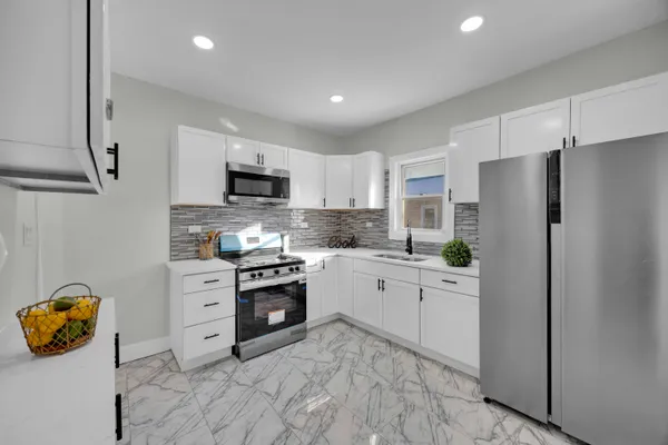 $169,900 | 4200 Monroe Street, Gary, IN 46408