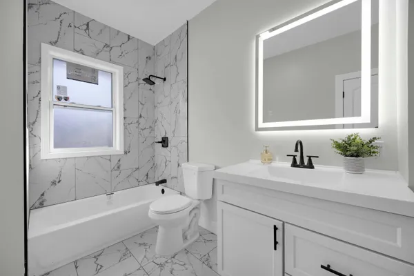 $169,900 | 4200 Monroe Street, Gary, IN 46408