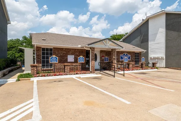 a building view with a outdoor space
