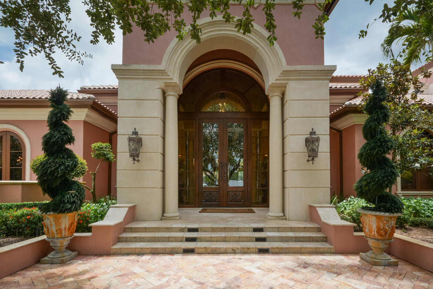 17308 Whitehaven Drive Boca Raton, FL 33496 - Photo 4 of 55 entrance