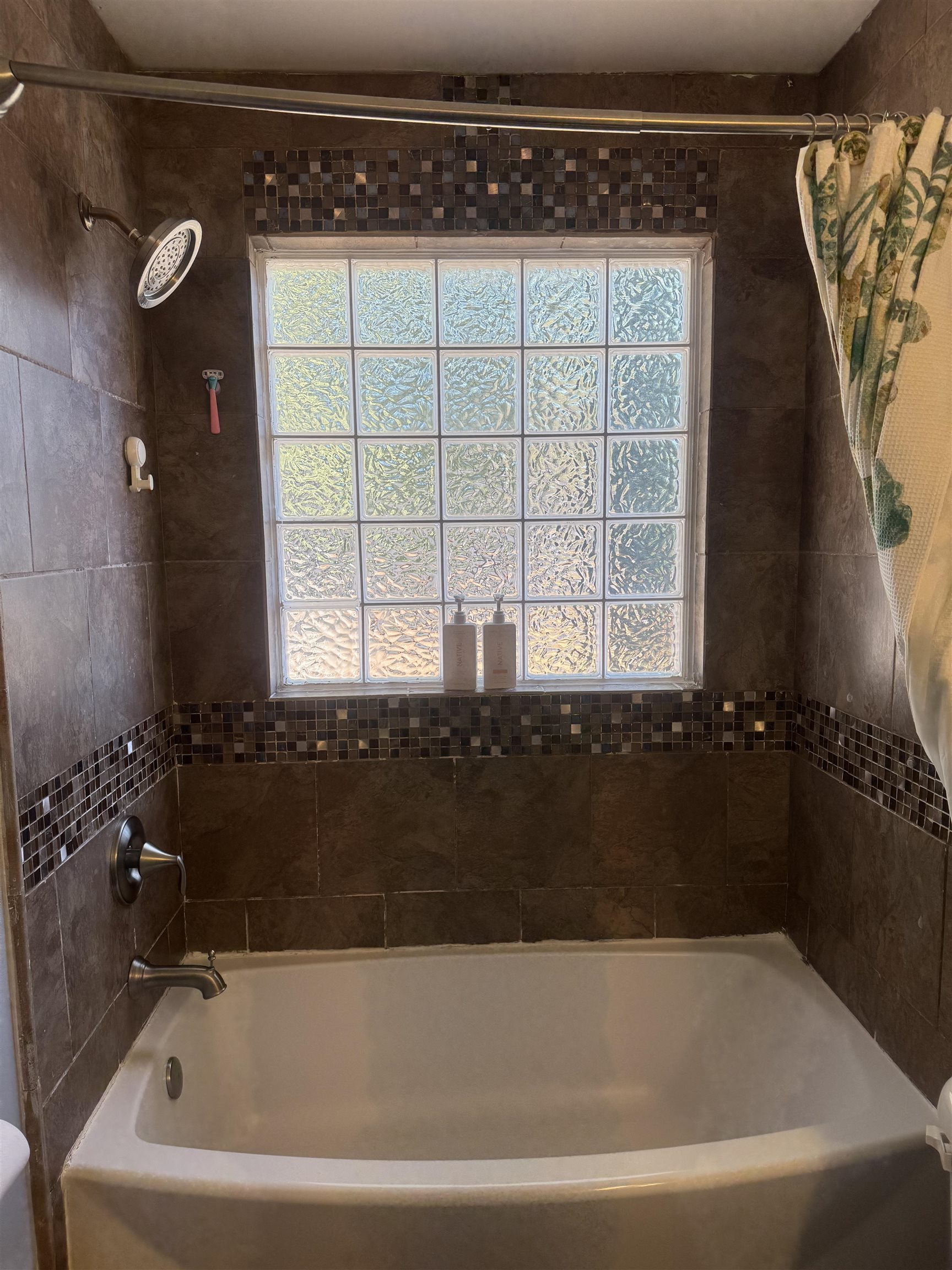 2427 Huntington Circle Conway, SC 29526 - Photo 8 of 19 Bathroom with shower / bathtub combination and plenty of natural light