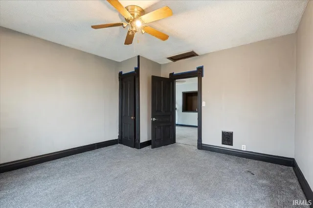 $179,900 | 1018 Bell Avenue, Unit 2, New Haven, IN 46774