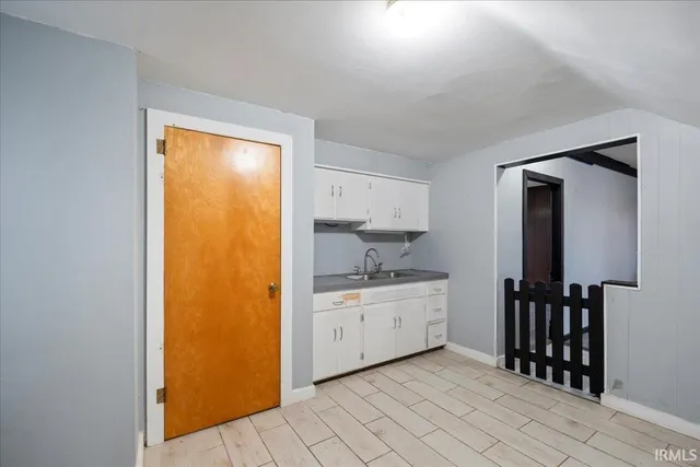 $179,900 | 1018 Bell Avenue, Unit 2, New Haven, IN 46774