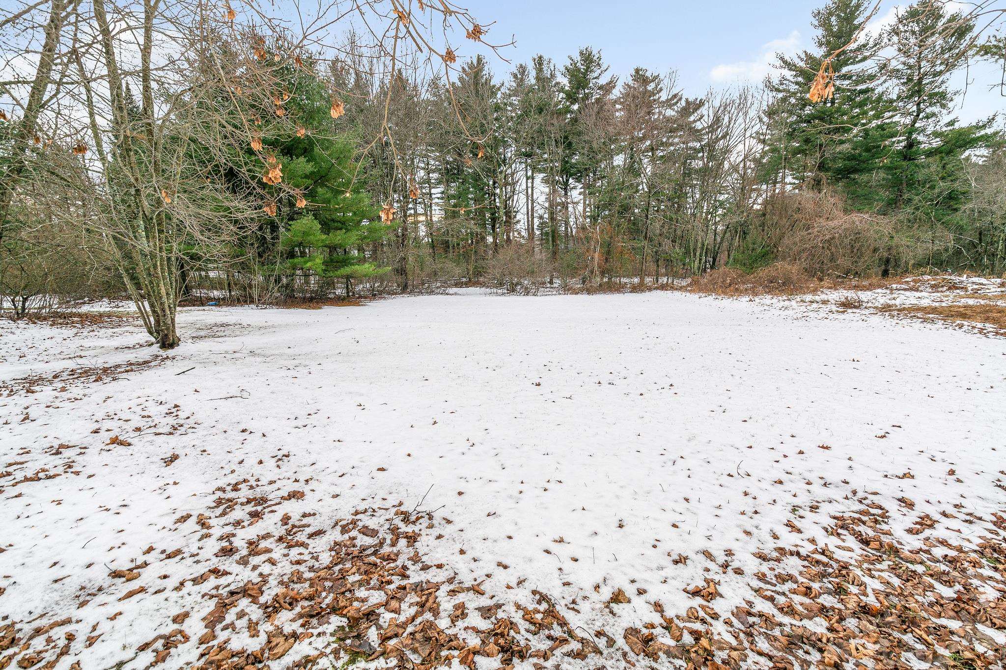 136 Lawrence Road Salem, NH 03079 - Photo 35 of 37