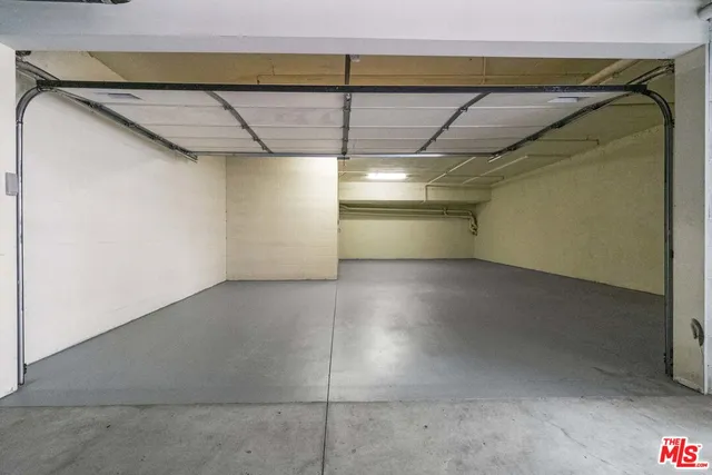 a view of a garage
