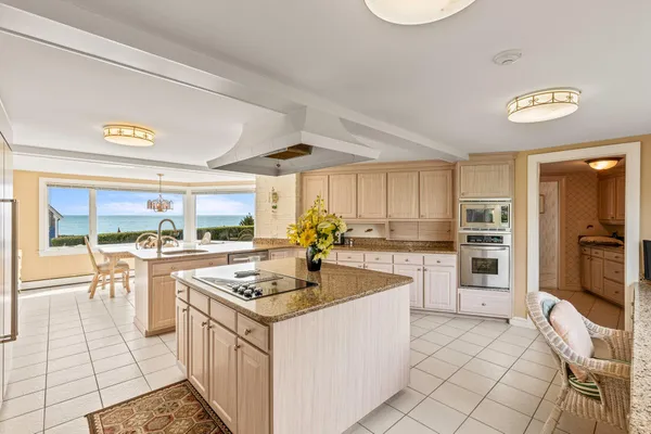 $6,300,000 | 43 Strandway, West Harwich, MA 02671