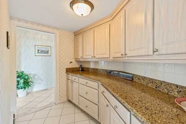 $6,300,000 | 43 Strandway, West Harwich, MA 02671