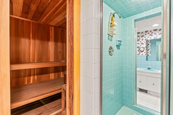 $6,300,000 | 43 Strandway, West Harwich, MA 02671