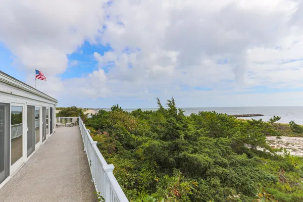 $6,300,000 | 43 Strandway, West Harwich, MA 02671