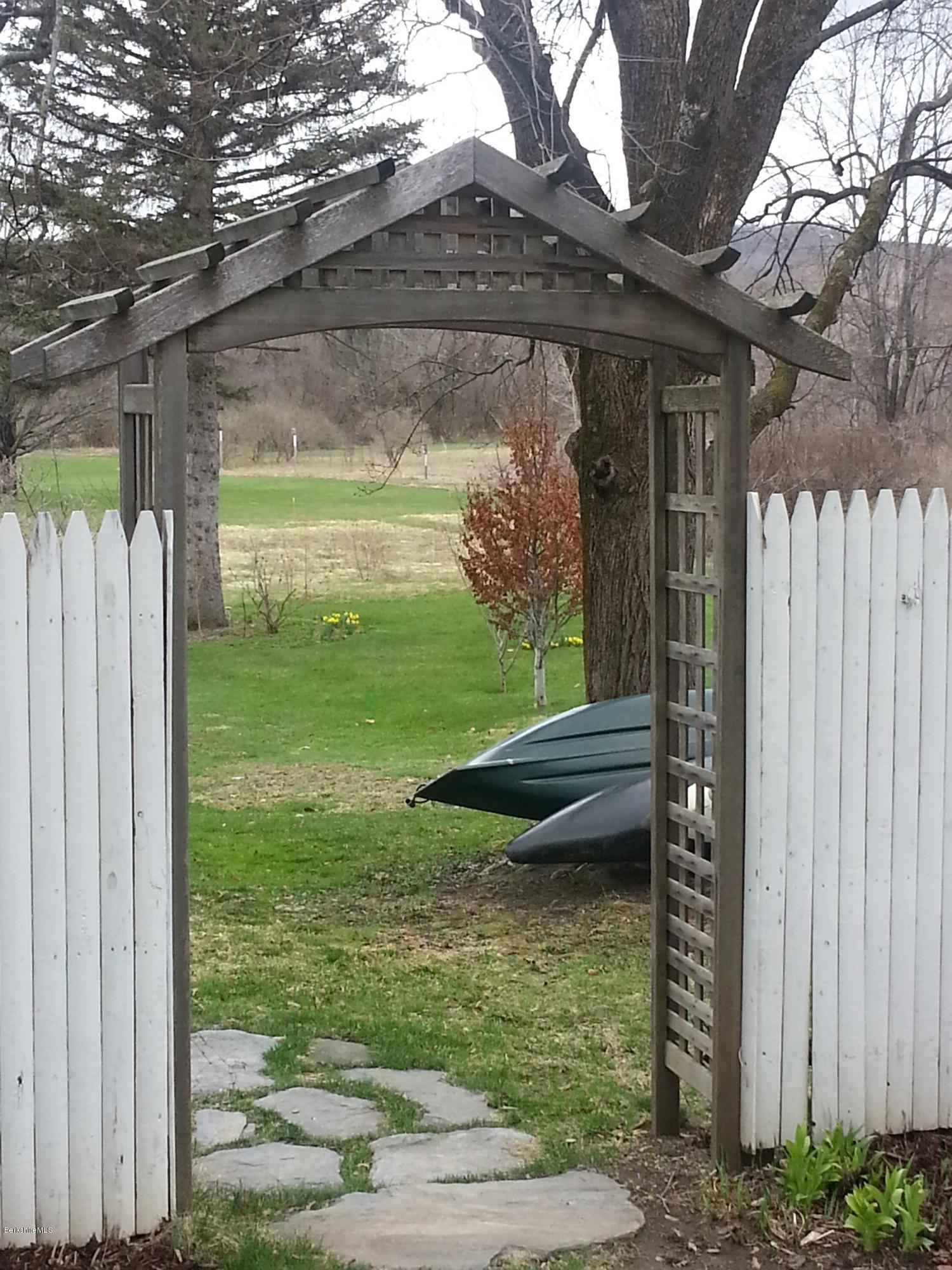 335 Holmes Road Pittsfield, MA 01201 - Photo 3 of 75 20140427_153721