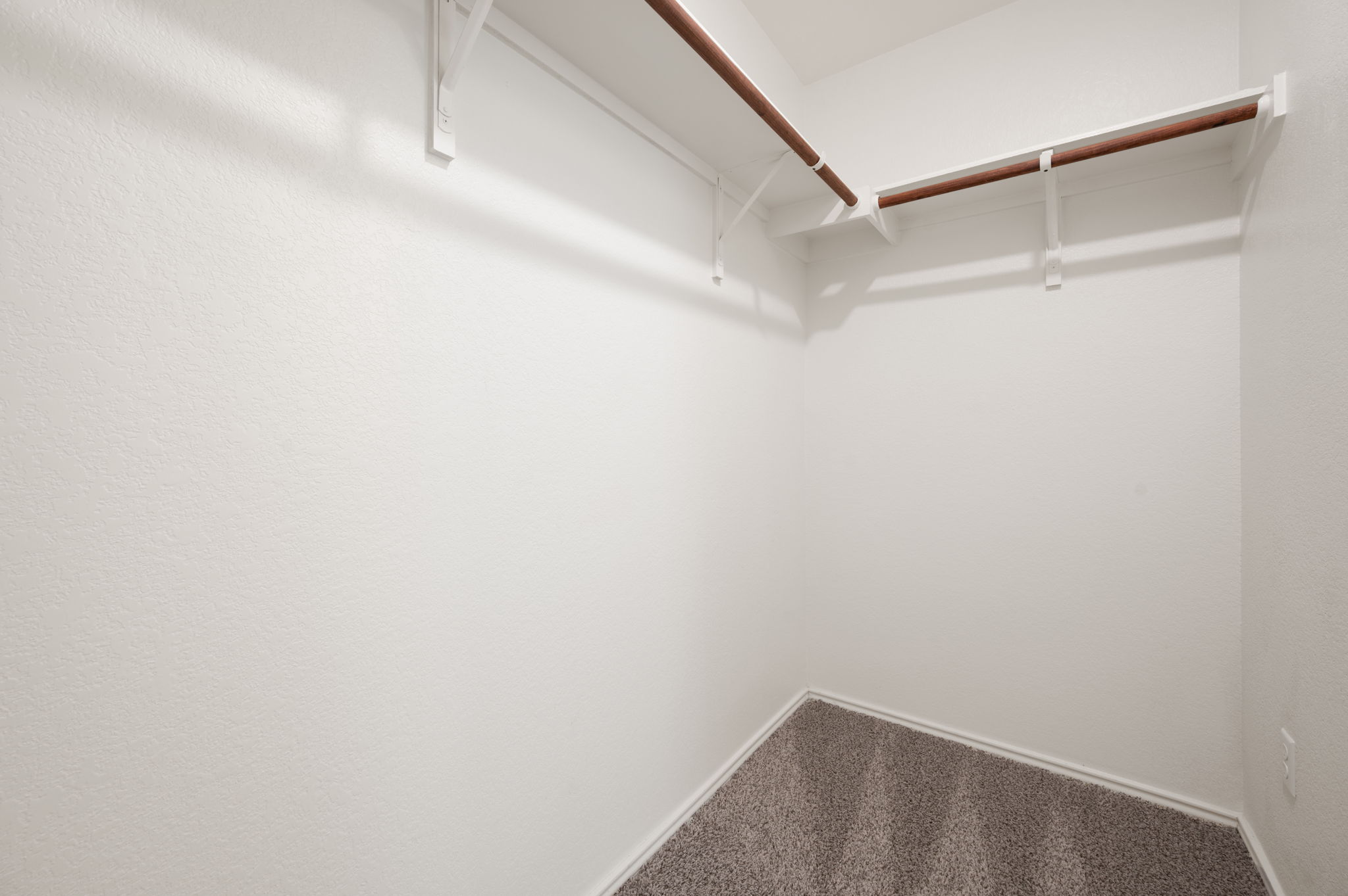 817 Circle Way Jarrell, TX 76537 - Photo 25 of 39 a view of small space