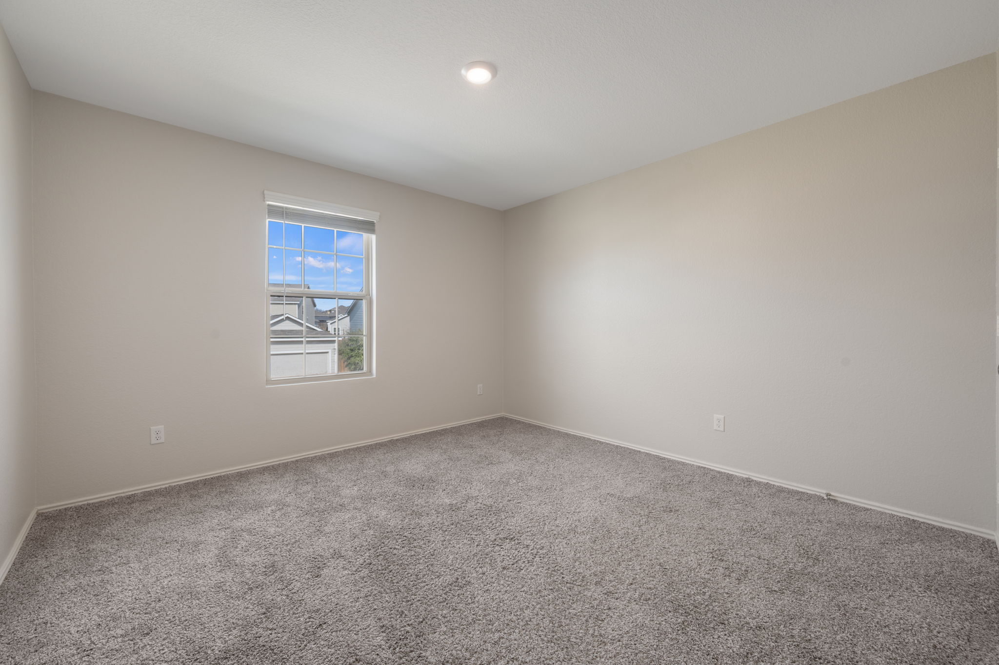 817 Circle Way Jarrell, TX 76537 - Photo 28 of 39 an empty room with windows