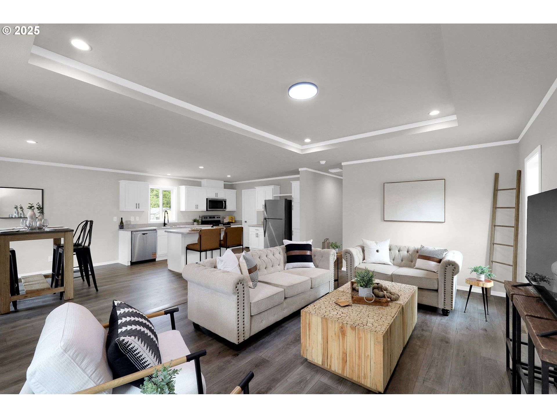 48113 Commercial Street Oakridge, OR 97463 - Photo 13 of 36